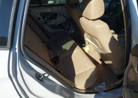 2015 BMW X1 xDrive28I z USA, uszkodzony, nr VIN WBAVL1C58FVY28770